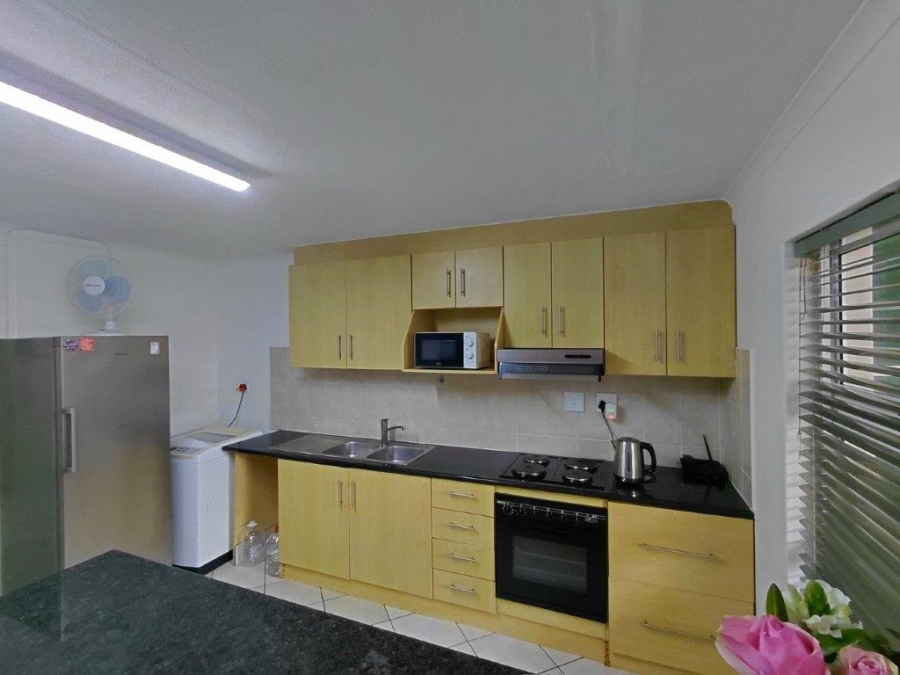 1 Bedroom Property for Sale in Whispering Pines Western Cape